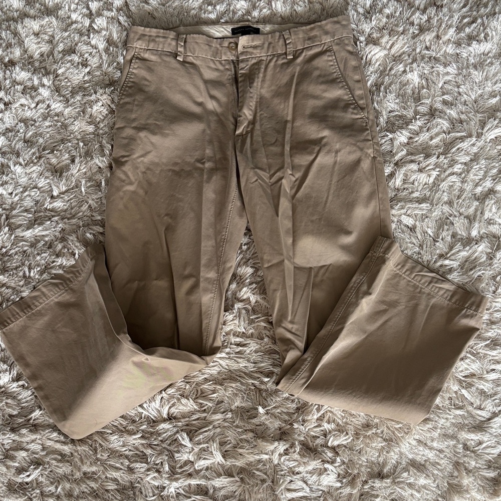 Men's Banana Republic size 33 34 khakis